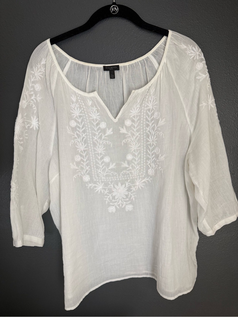 Talbots White Embroidered V-Notch Peasant Top